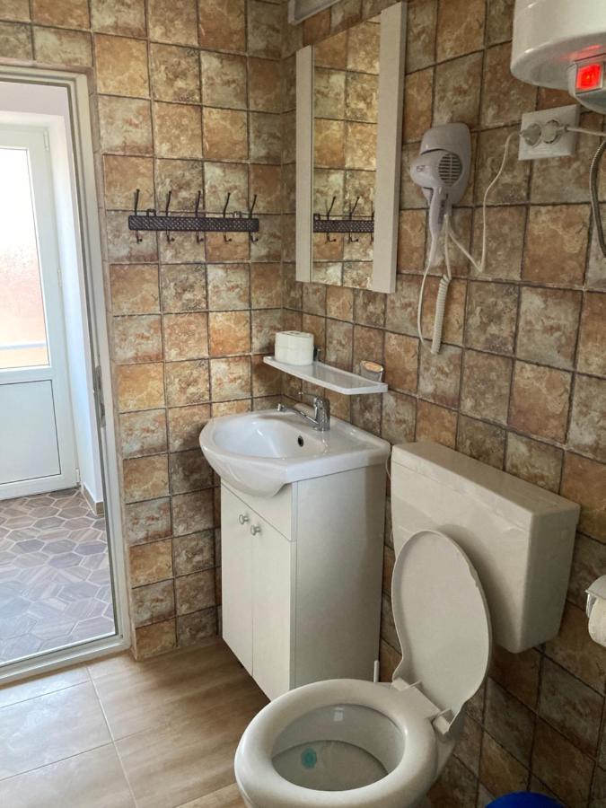 Casa Laura Guest House Корбу Екстериор снимка