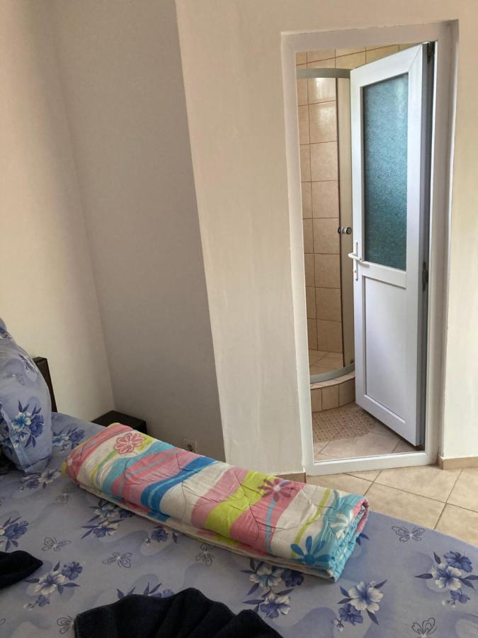Casa Laura Guest House Корбу Екстериор снимка