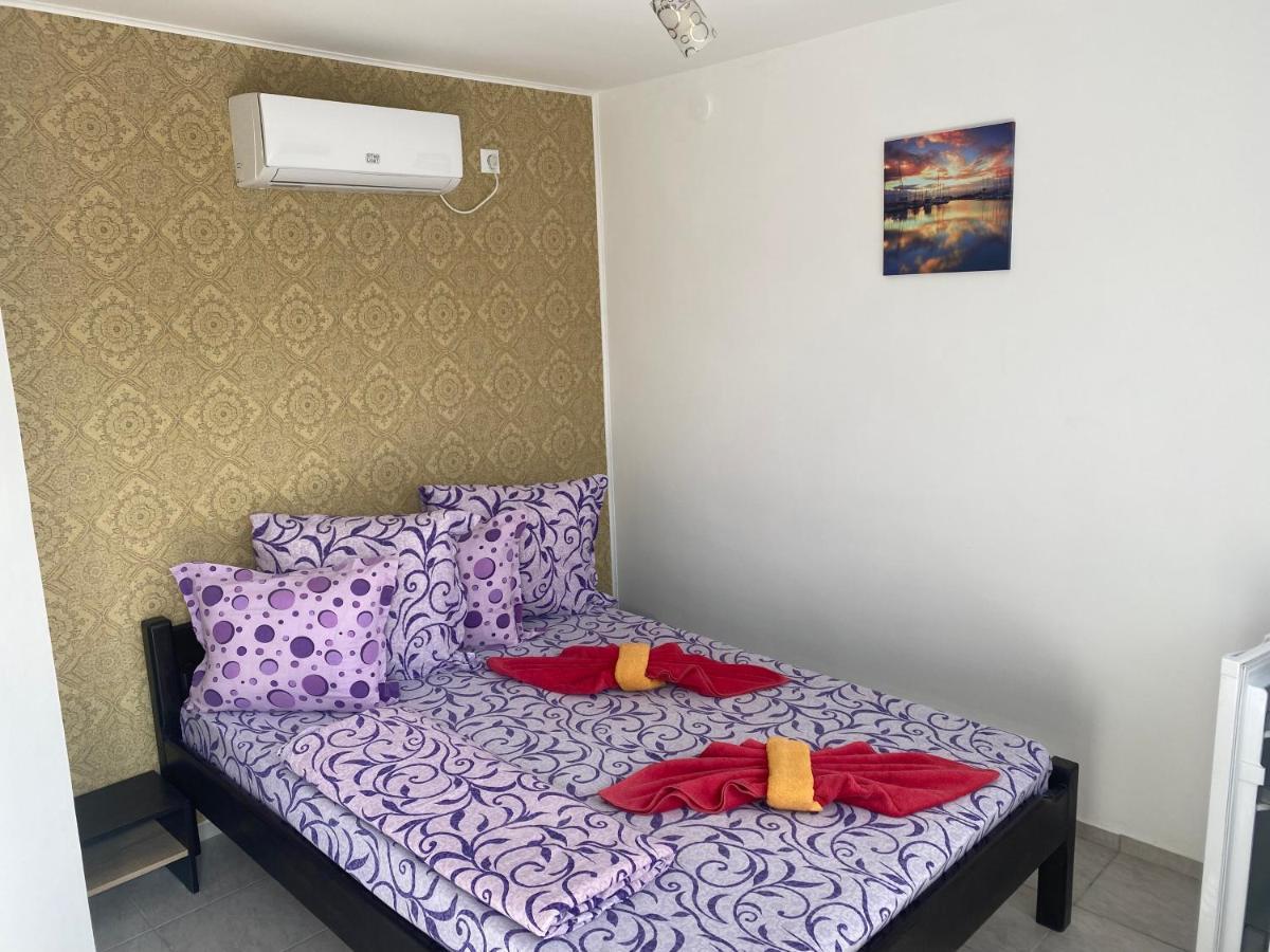 Casa Laura Guest House Корбу Екстериор снимка