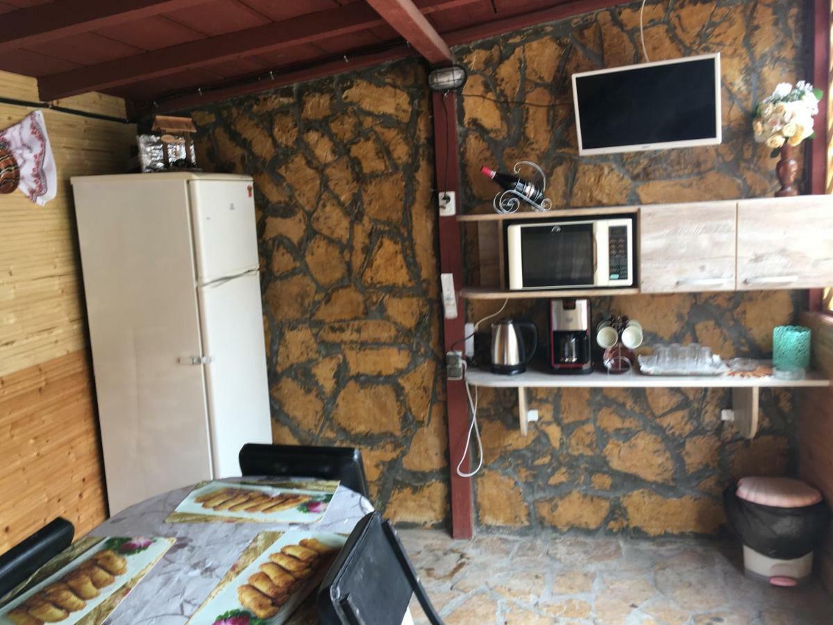 Casa Laura Guest House Корбу Екстериор снимка