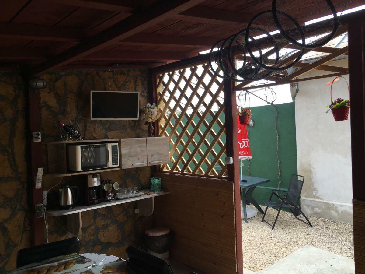 Casa Laura Guest House Корбу Екстериор снимка